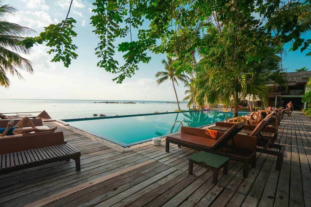 Infinity pool overlooking the ocean